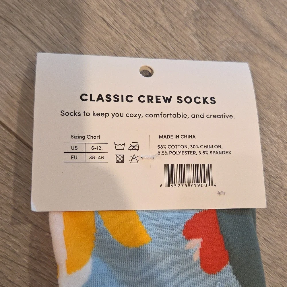 NWT Pocketo Classic Crew Socks